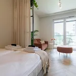 Good Mood Francuska Retreat - Free Parking - Self Check-in Апартаменты *